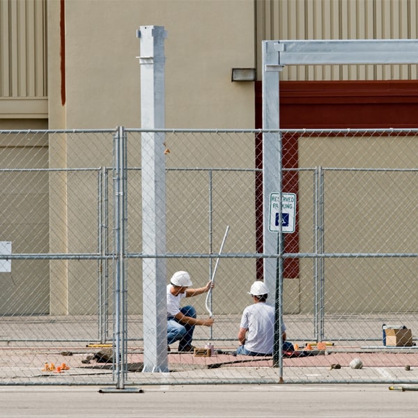 what is included in the installation process of the construction fence